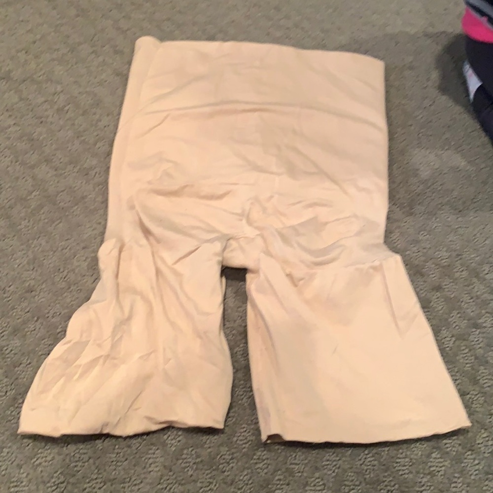 Assets shapewear